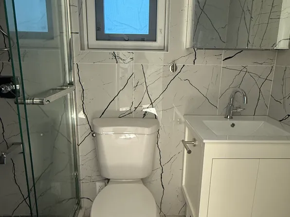 164-30 77th Road image 5 of 17