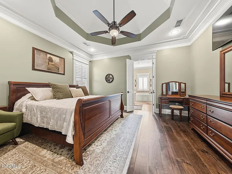 117 San Sebastian Dr — Photo 12