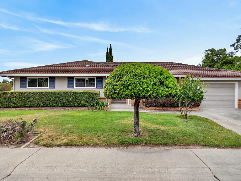5940 Gloria Dr #0 — Photo 1
