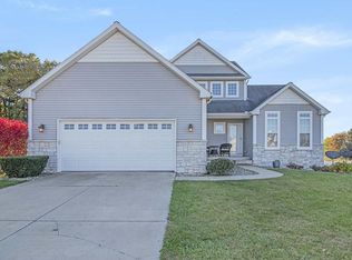 23060 Benson Ct, South Bend, IN 46628