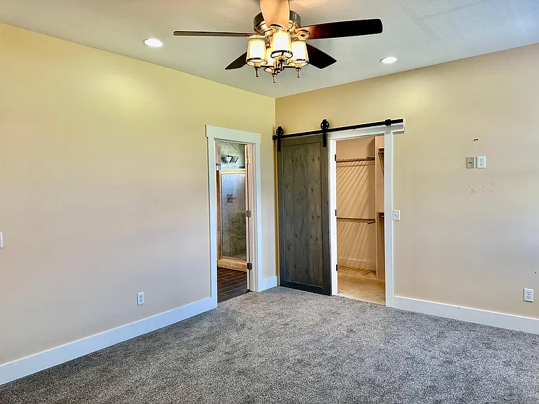 10703 N Centerville Rd — Photo 11
