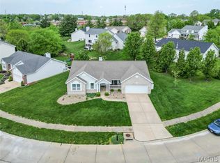 621 Green Tree Meadows Dr, Lake Saint Louis, MO 63367