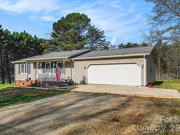 2nd image of 2040 Providence Church Rd