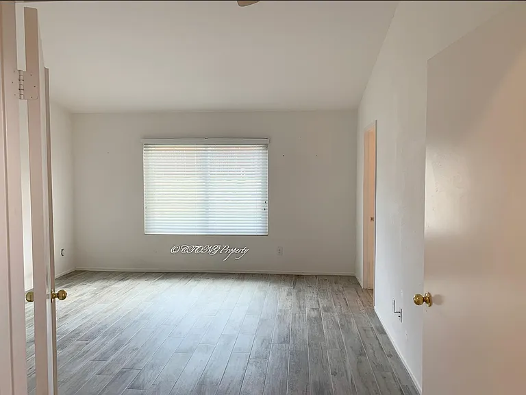 12399 Rimrock Ln — Photo 16