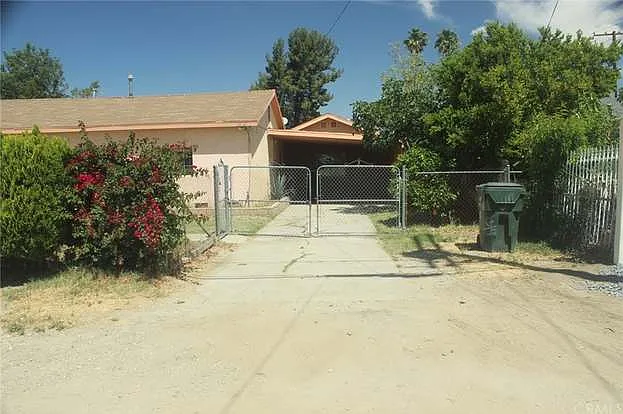1314 E Laurelwood Dr — Photo 69