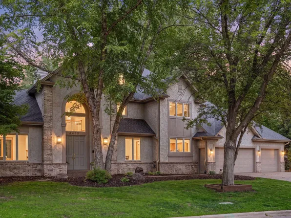 3435 Oakton Dr, Minnetonka, MN 55305