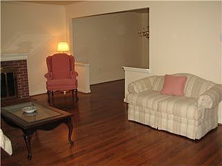 2nd image of 1024 Sedwick Dr