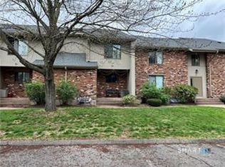 3 Amato Dr APT H, South Windsor, CT 06074