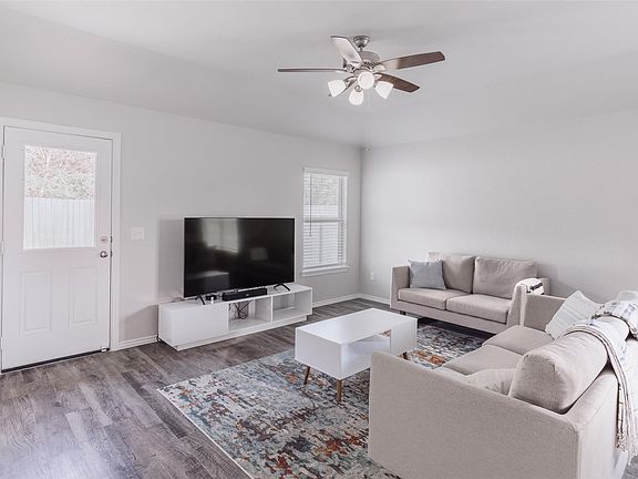 4th image of 20906 Twining Rose Ln
