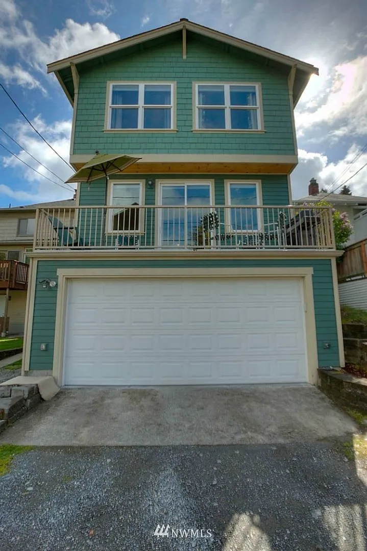 Building Photo - 5607 12th Ave NE