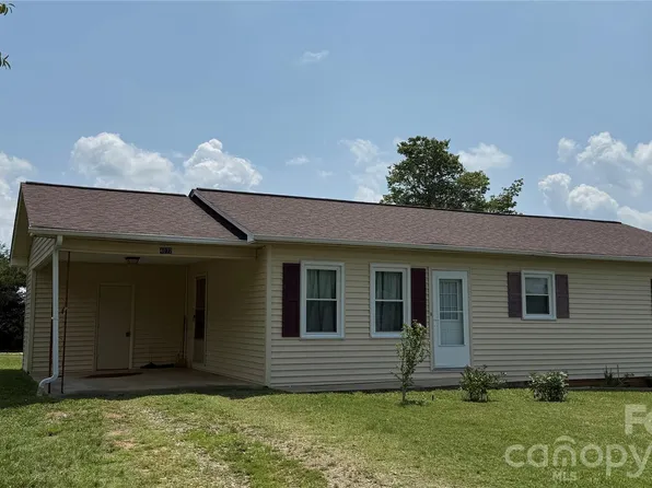 4072 Beach Rd, Hudson, NC 28638