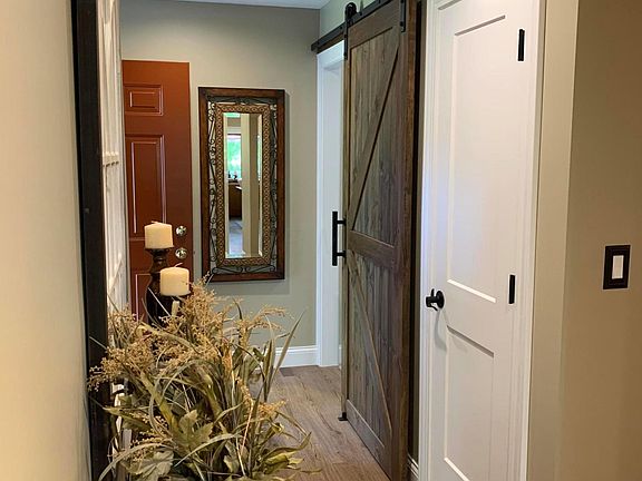 3rd image of 7851 Bartles Ave