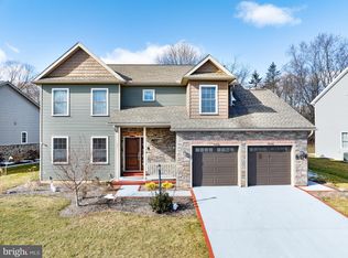 231 Bolton Ave, State College, PA 16803