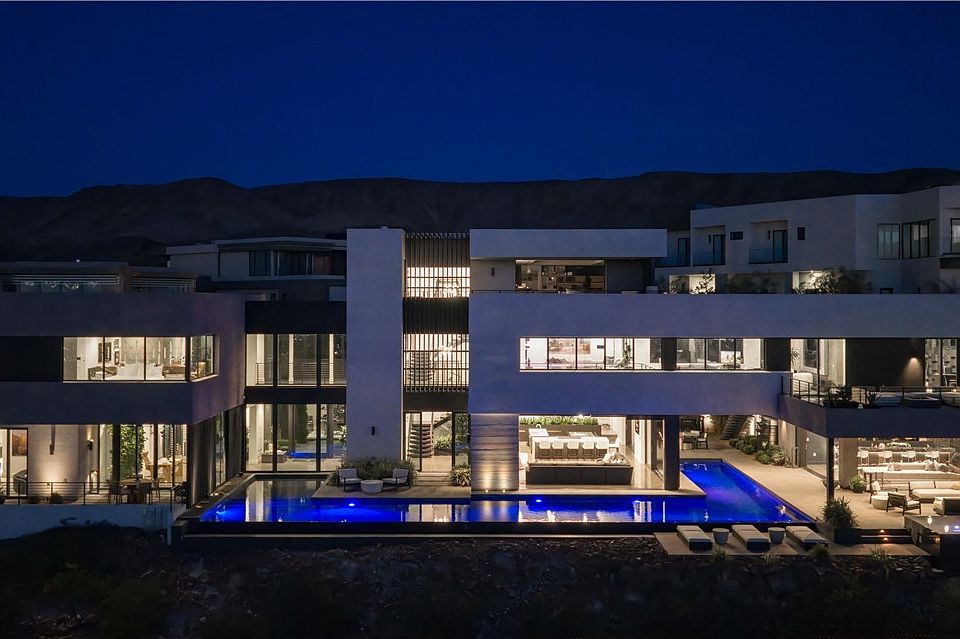 669 Dragon Peak Dr, Henderson, NV 89012 | MLS #2787939 | Zillow