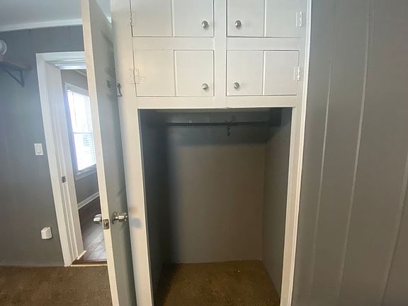 4th image of 1100 Cora St NW