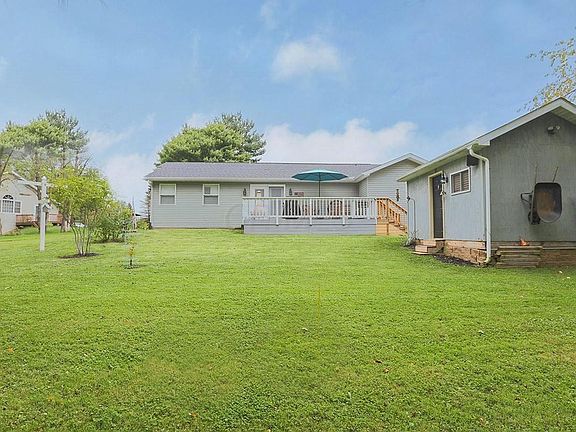2nd image of 753 Country Club Dr