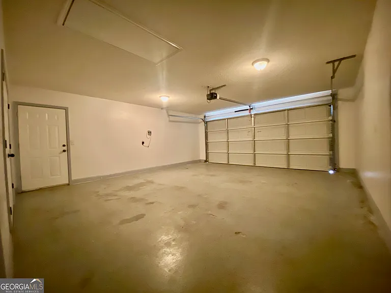 313 Madison Place Pkwy — Photo 15