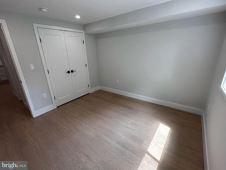7506 Wellesley Dr — Photo 8