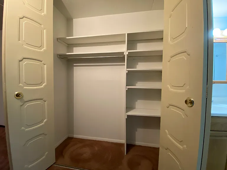 Wellington One Apartments — Photo 12
