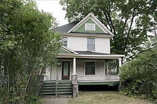 2nd image of 937 N Park St