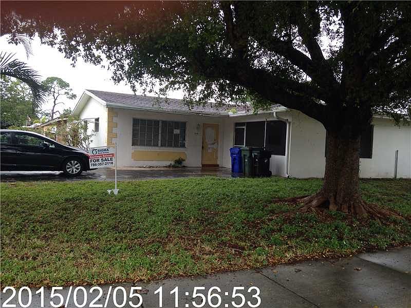1st image of 2261 SW 33rd Ave