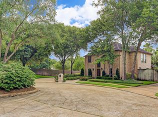 12226 Clearfork Dr, Houston, TX 77077