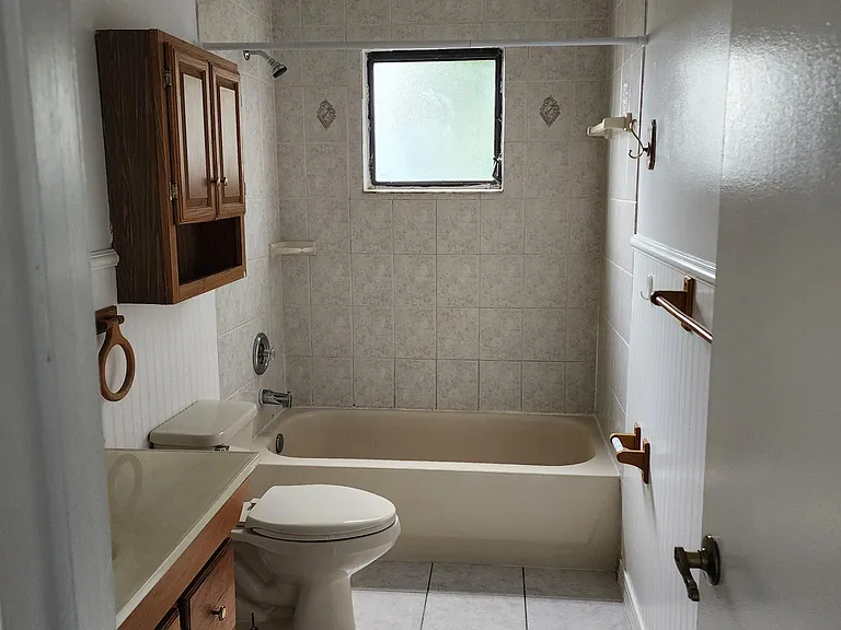 2802 NE Spruce Ridge Ave — Photo 10
