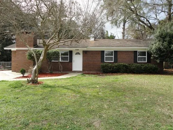 806 Essex Dr, Tallahassee, FL 32304