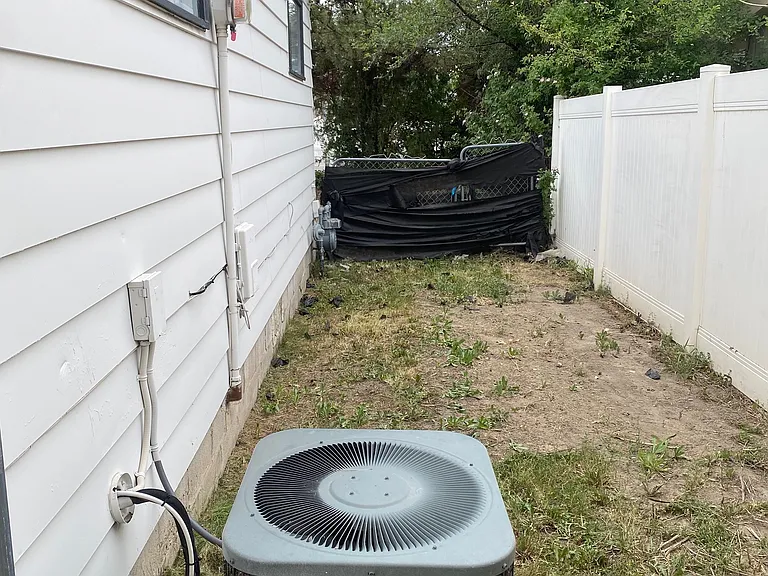 6825 S Jefferson St — Photo 34
