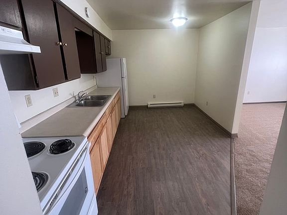 3rd image of 5021 Byrd Ave #204