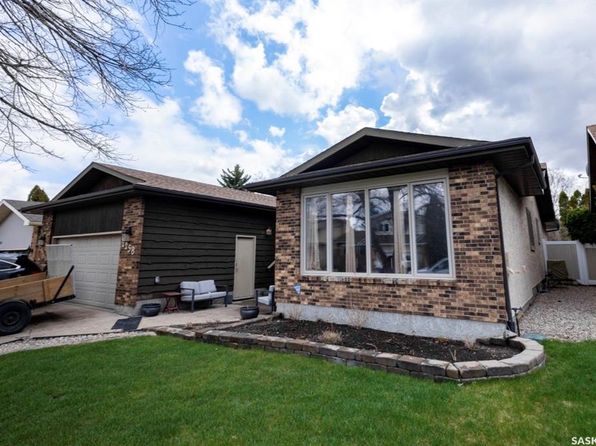 2258 Newis BAY E, Regina, SK S4V 0S5