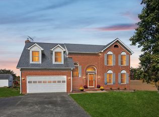 7951 Olivers Shop Rd, La Plata, MD 20646