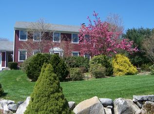 275 Larchwood Dr, Warwick, RI 02886