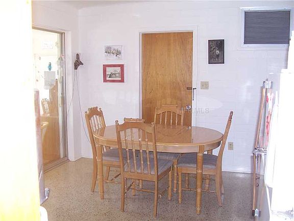 5th image of 5376 27th Ave N