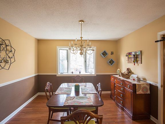 4th image of 1011 Brynwood Park Dr
