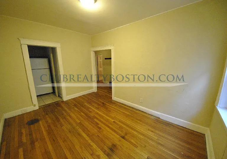 244 Kelton St #3 — Photo 17