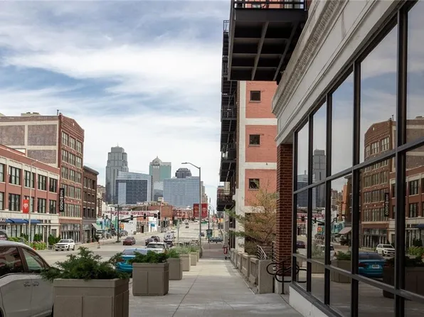 2029 Grand Blvd APT 415, Kansas City, MO 64108