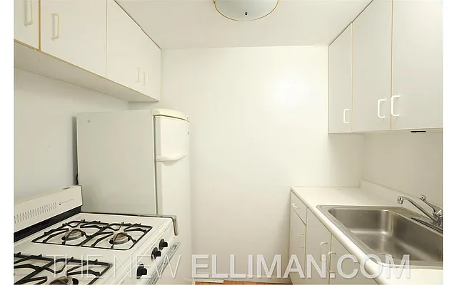 Sold by Douglas Elliman | media 11