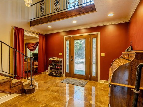 2107 Rockmart Rd SE, Rome, GA 30161