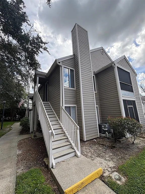 537 Sun Ridge Pl — Photo 1