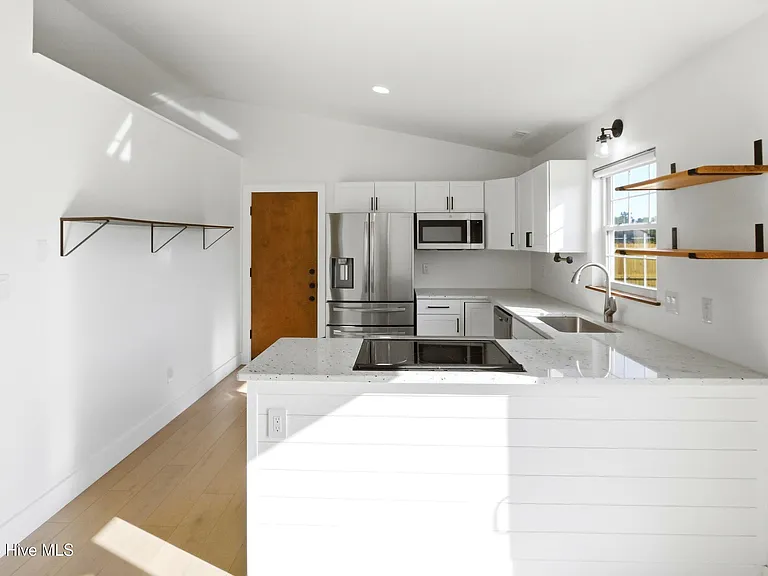 133 Wigeon Rd — Photo 15