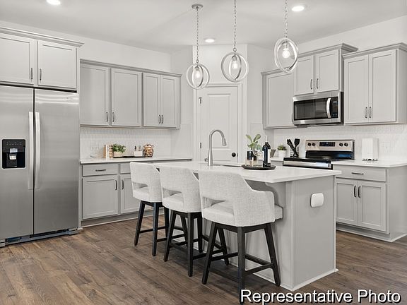 3rd image of 141 Periwinkle Pl #238