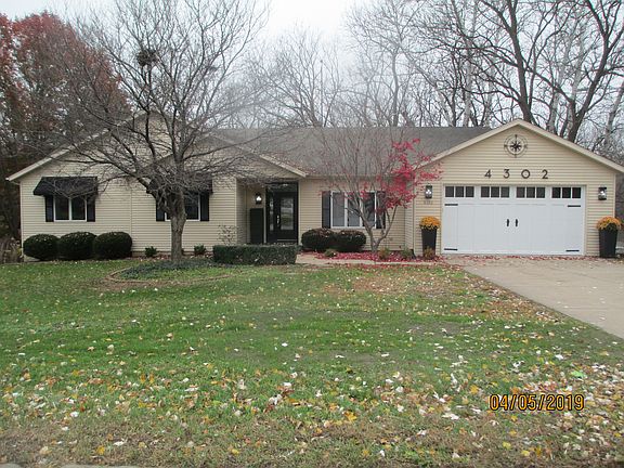 Spacious Ranch with walkout