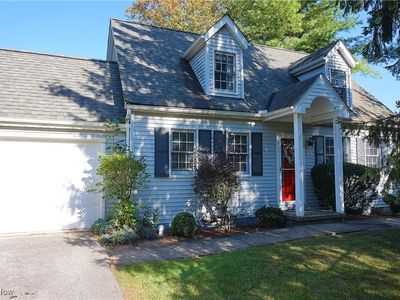 118 Burlington Oval Dr, Chardon, OH, 44024