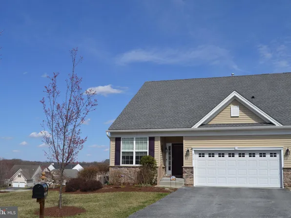 213 Brodius Ln, Coatesville, PA 19320