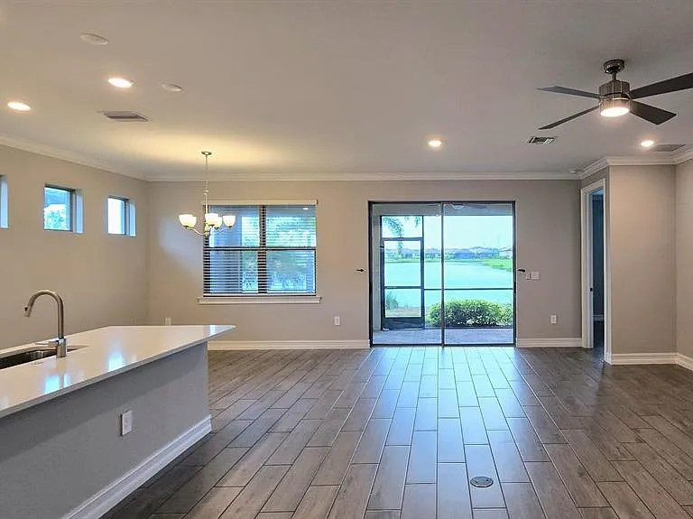 233 Vinadio Blvd — Photo 11