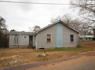 107 Russell St, Winnsboro, SC 29180