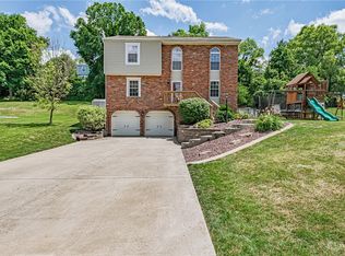 261 Burning Oaks Dr, Irwin, PA 15642