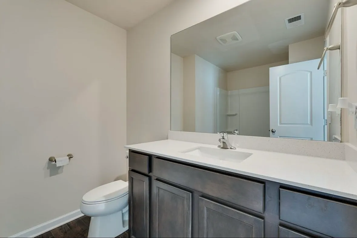 1007 Glen Marcus Dr — Photo 4