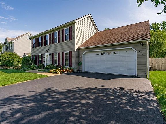 4th image of 113 Patrician Ln
